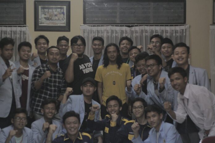 3 Alumni